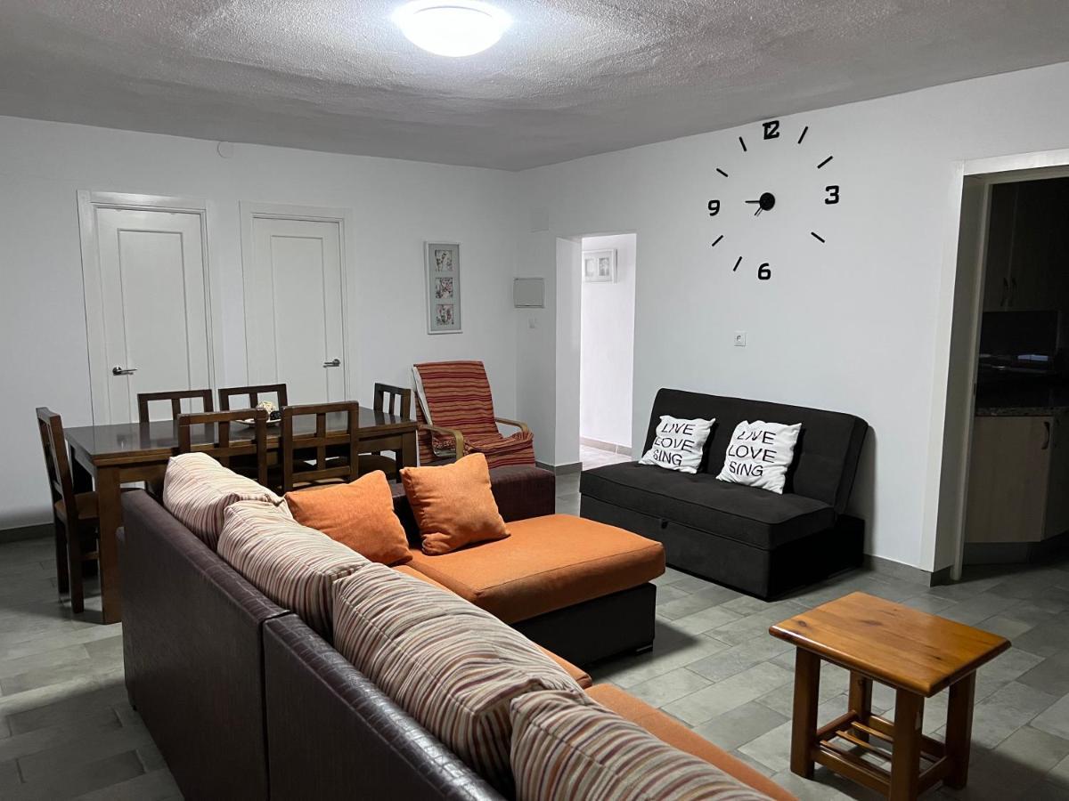 Chalet Piscina Jakuzzi Sevilla Hacienda de Tarazona المظهر الخارجي الصورة