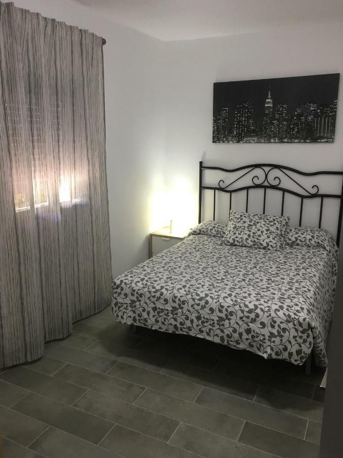 Chalet Piscina Jakuzzi Sevilla Hacienda de Tarazona المظهر الخارجي الصورة